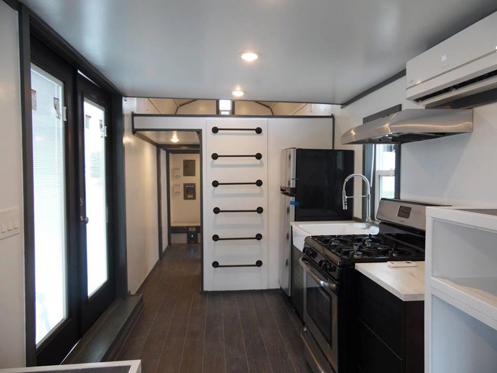 Barn Style by Upper Valley Tiny Homes Tiny Living