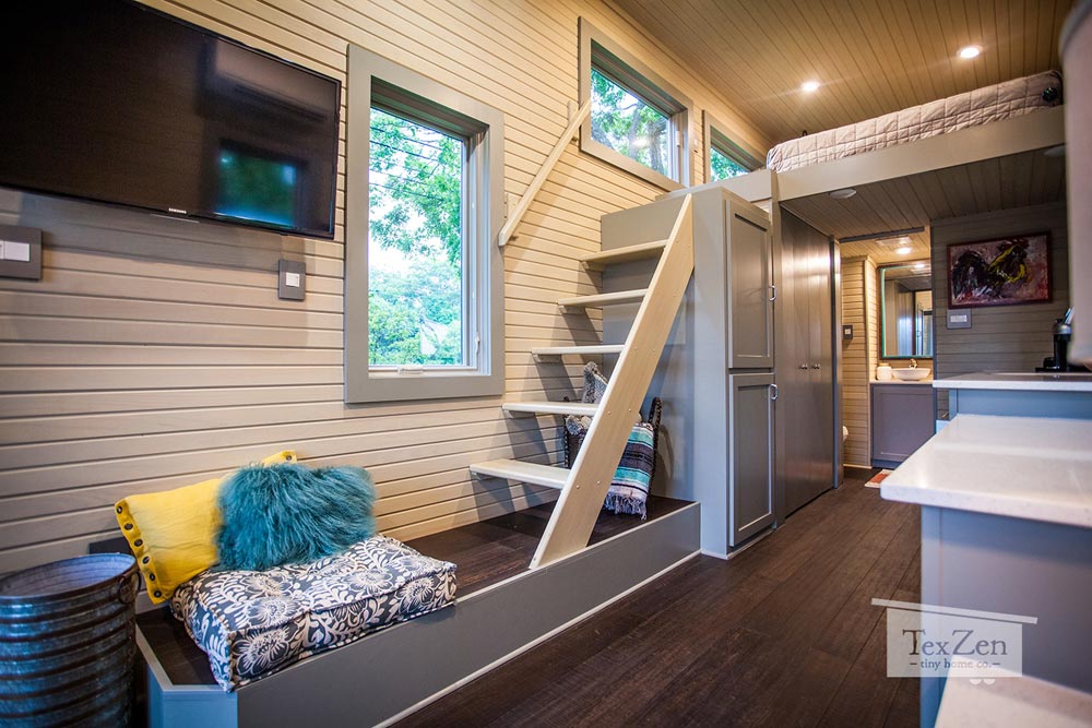Single Loft by TexZen Tiny Home Co. Tiny Living