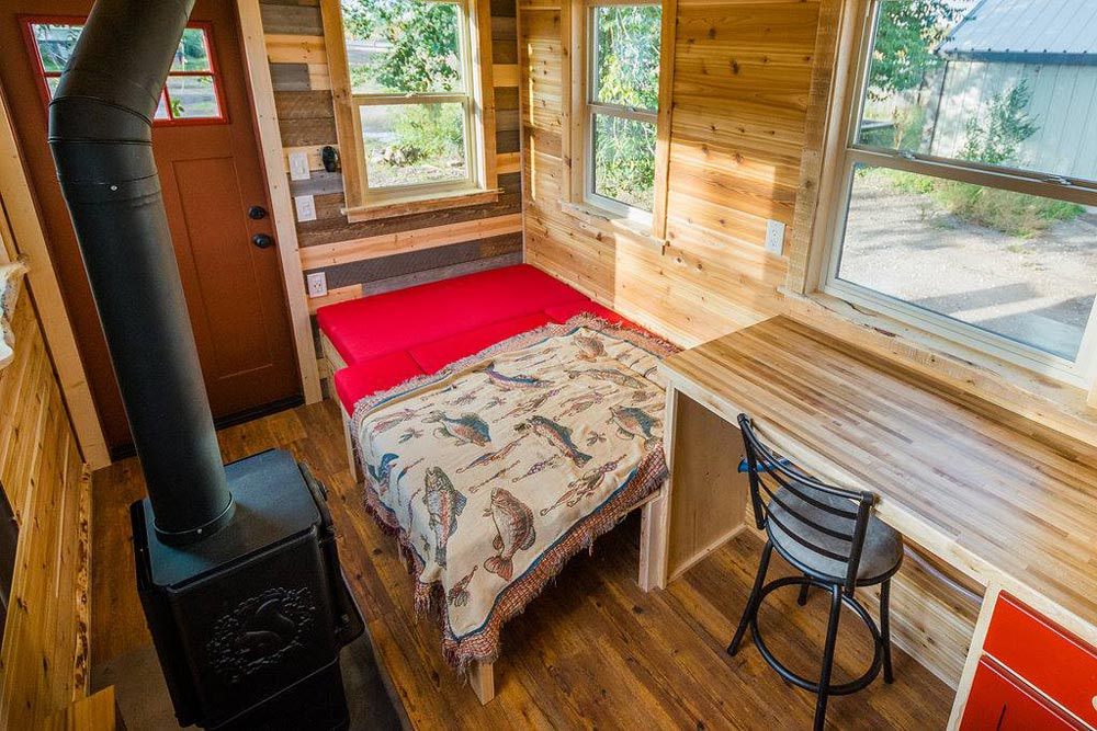Davis’ OffGrid Tiny House by Mitchcraft Tiny Homes Tiny Living