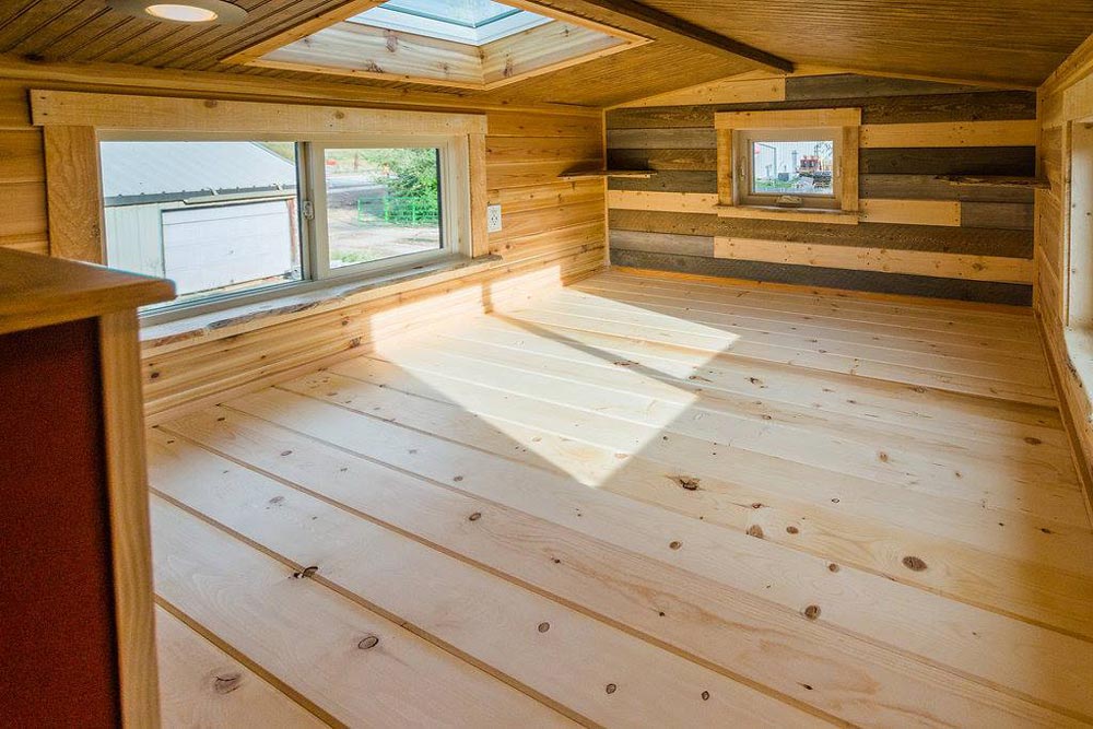 Davis’ OffGrid Tiny House by Mitchcraft Tiny Homes Tiny Living