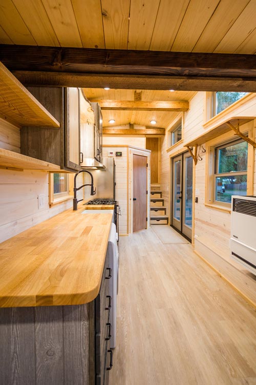 Heather's 37' Gooseneck Tiny House by Mitchcraft Tiny Homes Tiny Living