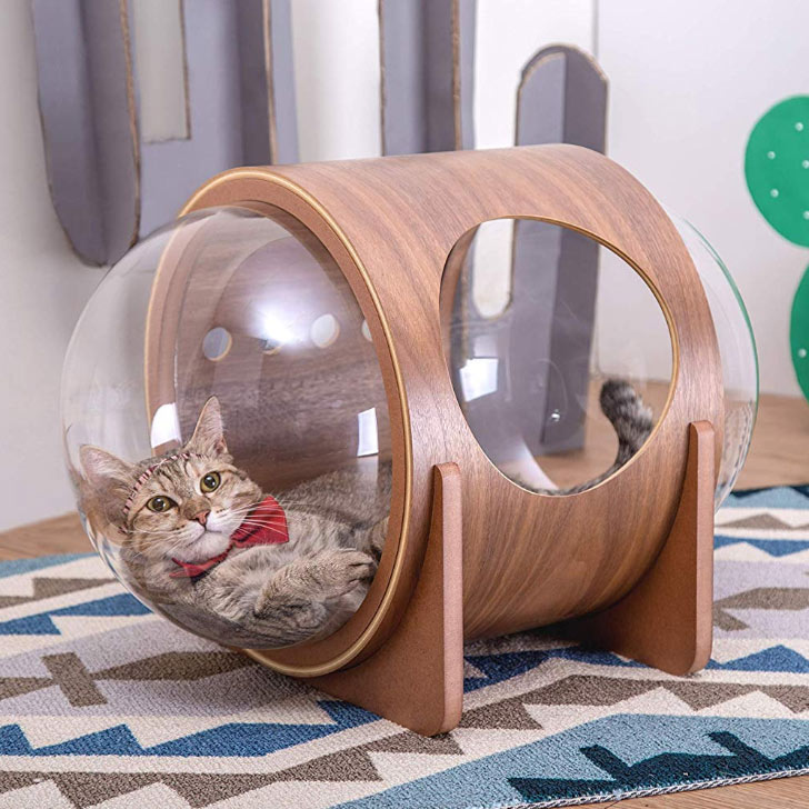 Spaceship Cat Beds For A Stellar Feline Astronaut Tiny Partments