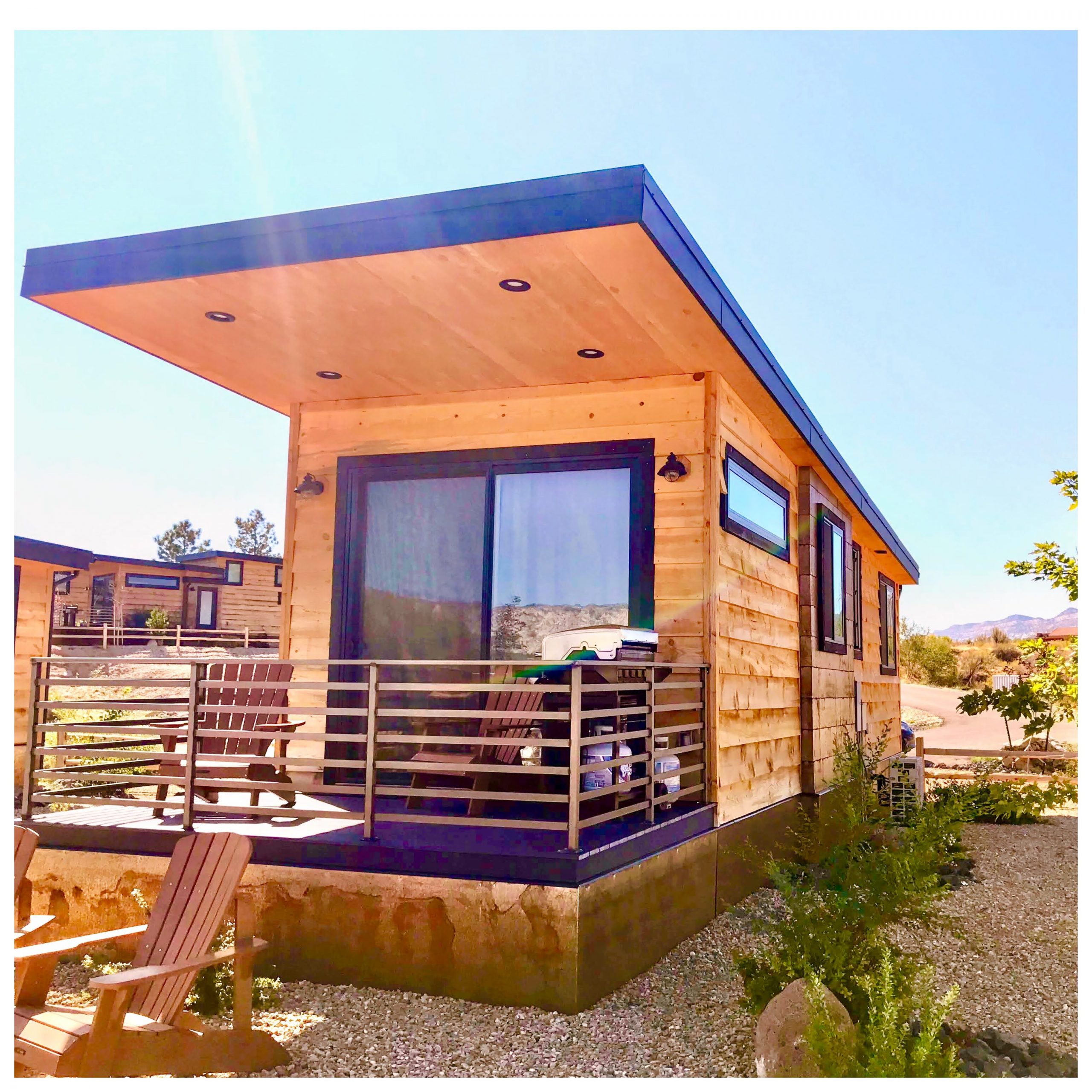 10 Best Glamping Tiny Houses near National Parks Tiny Travel Chick(04)
