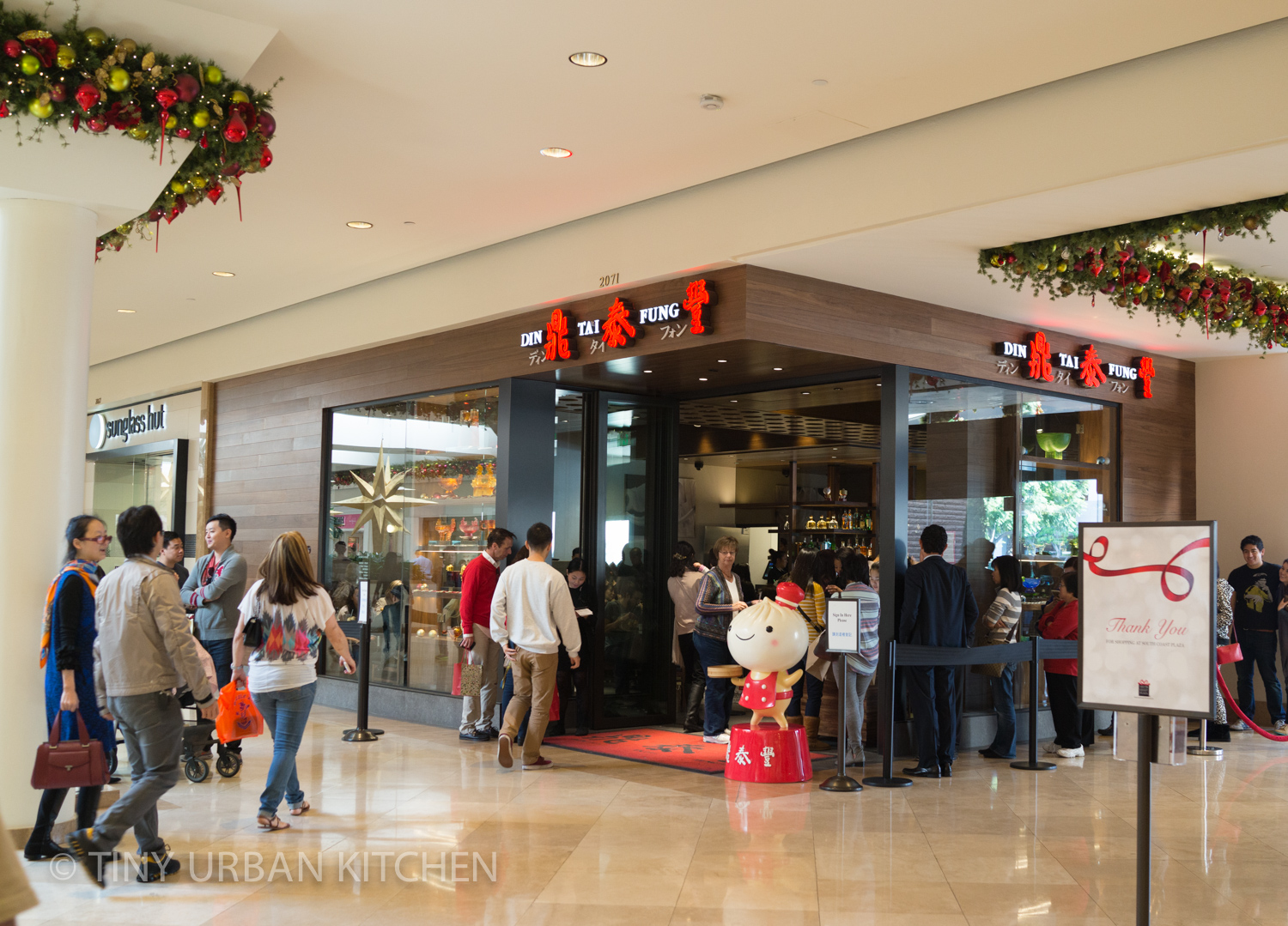 Din Tai Fung South Coast Plaza Tiny Urban Kitchen
