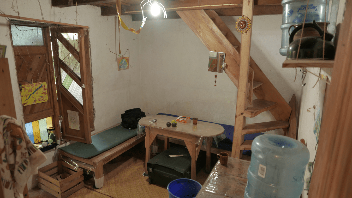 Tiny Wild House Tiny Wild House in San Marcos La Laguna!