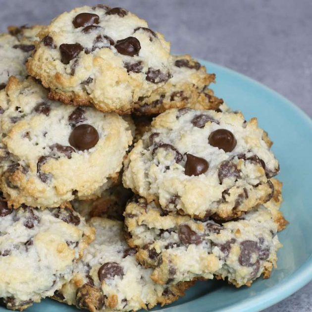 4Ingredient Almond Joy Cookies TipBuzz