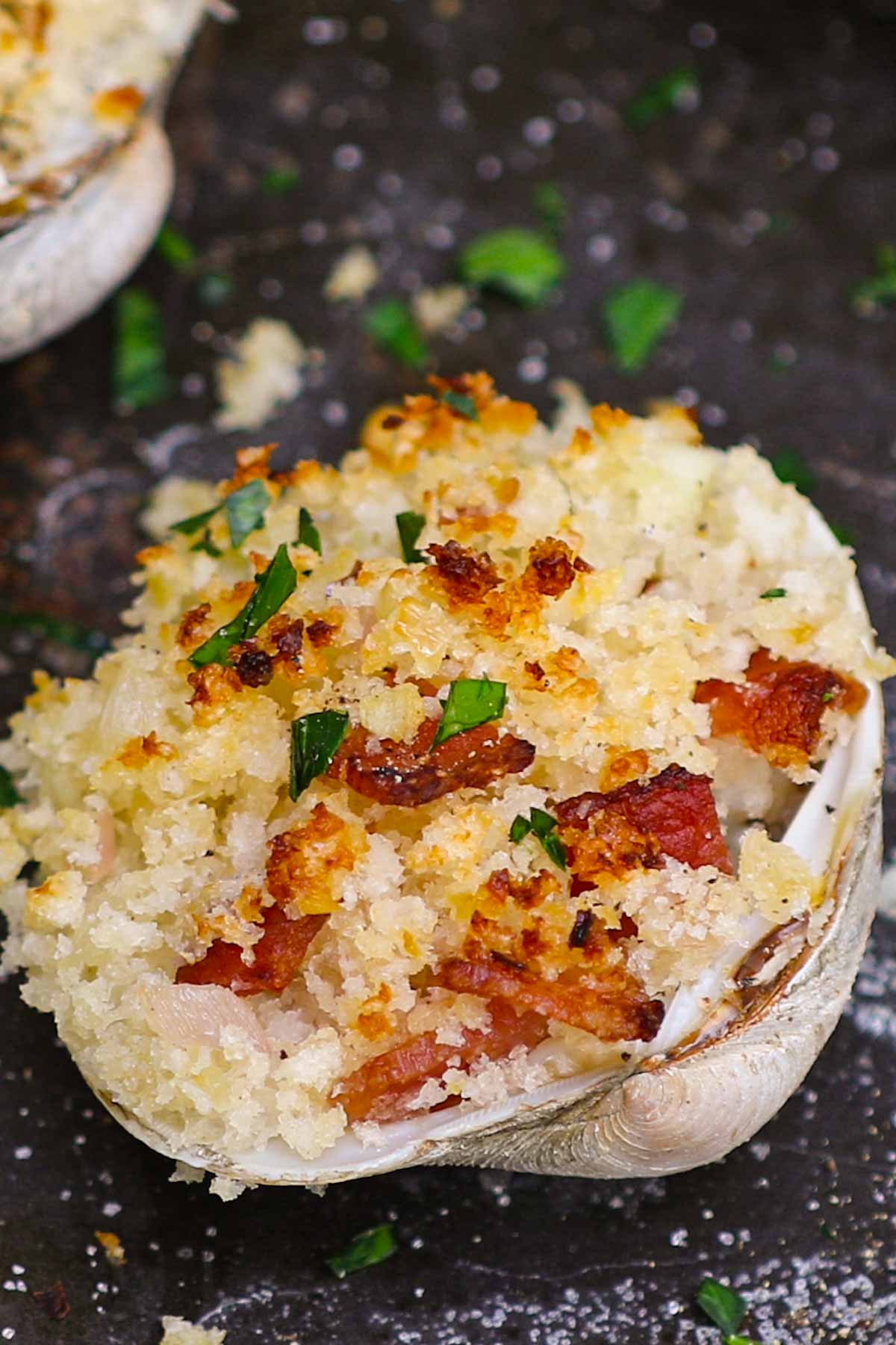 Best Clams Casino Recipe (Restaurant Style) TipBuzz