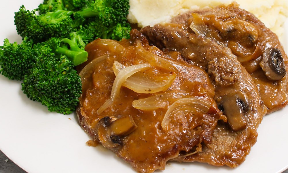 Slow Cooker Cube Steak And Gravy (Quick & Easy) - Sweet Little Bluebird Crock Pot Cube Steak With Gravy Recipe - Tipbuzz