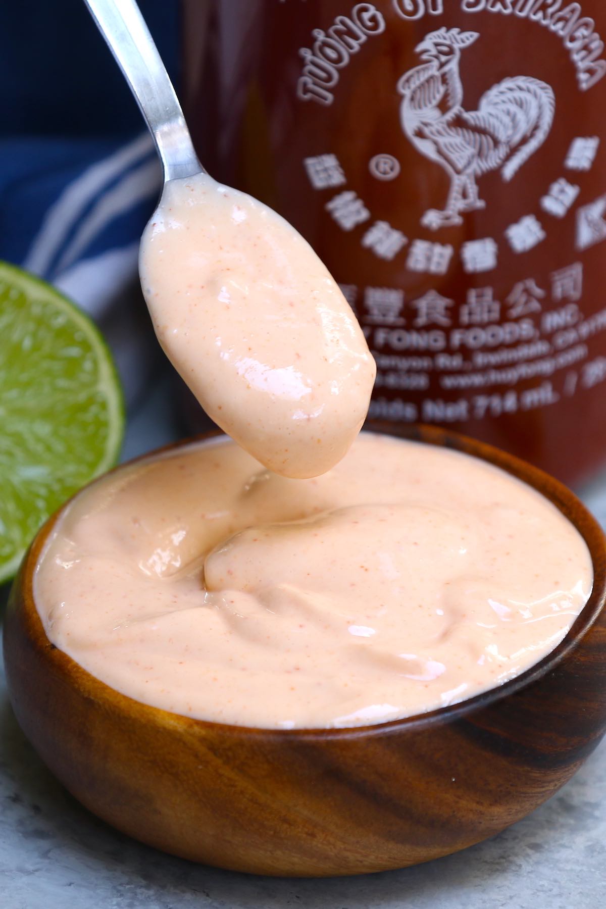 Spicy Sriracha Aioli (4 Ingredient Dipping Sauce) TipBuzz