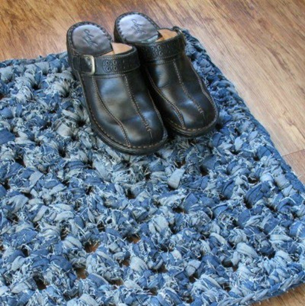21 Things You Can Make with Old Jeans TipHero