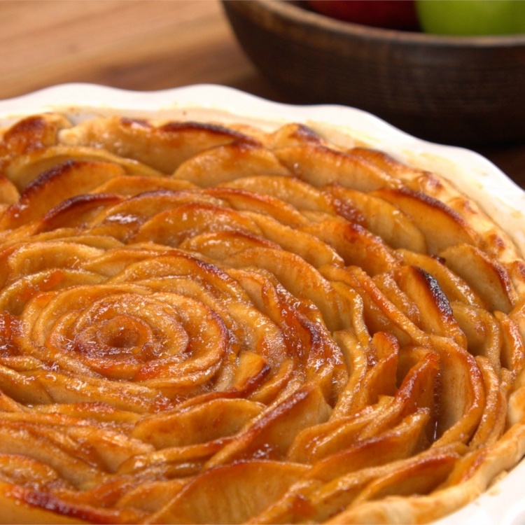Apple Rose Pie Recipe & Video TipHero