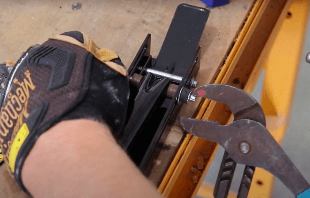 How To Remove A Star Lock Washer