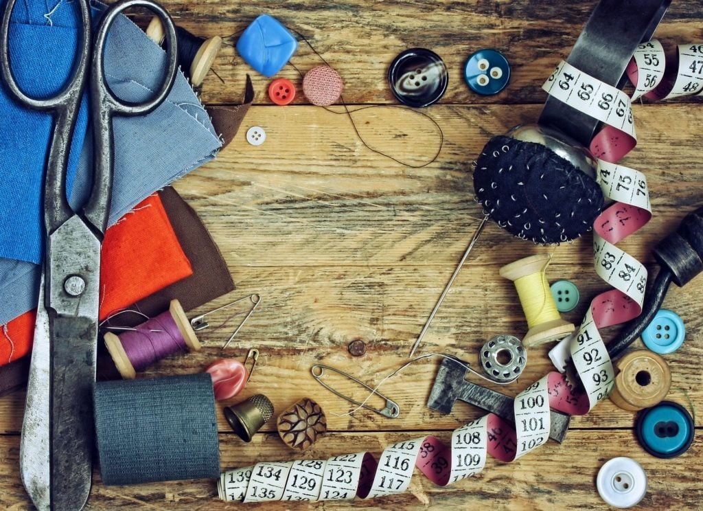 Essential Sewing Tools for Dressmakers ⋆