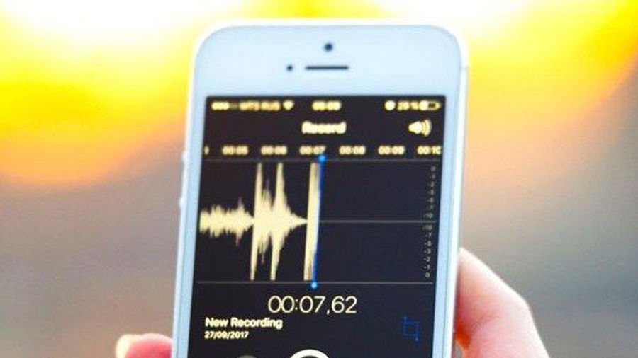 How to record calls on iPhone without using software