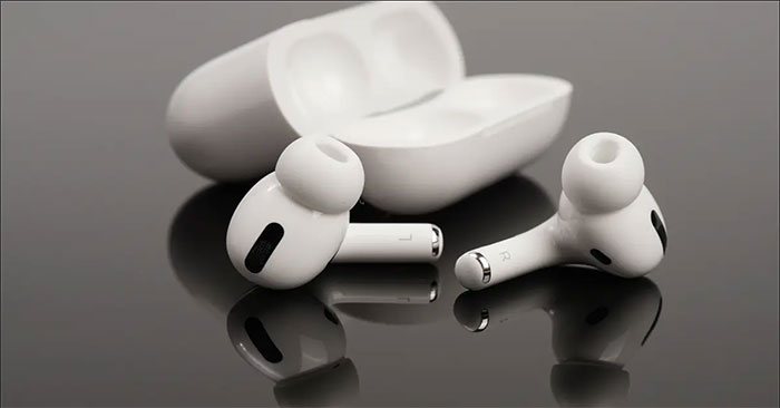 How to enable Conversation Boost on AirPods Pro