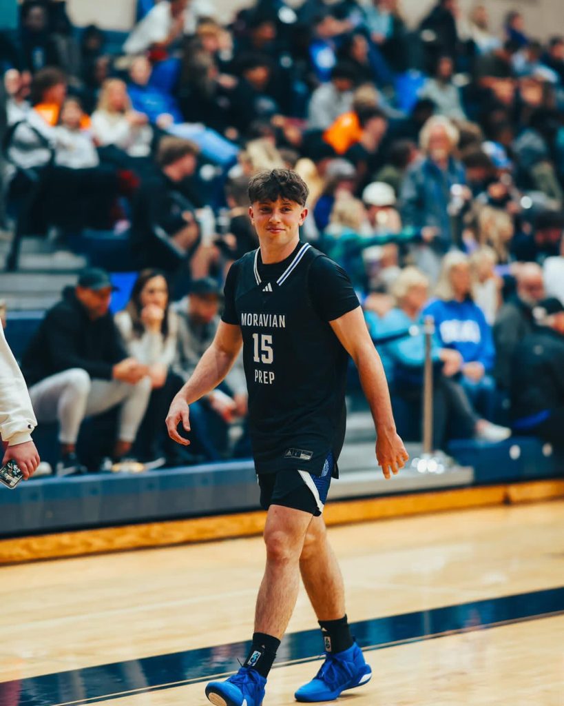 Eli Ellis Age From High School To Overtime Elite