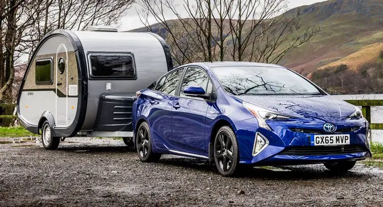 Yes, You Can Probably Tow With A Toyota Prius, Why You'll Assume All Responsibility - Alt Car News