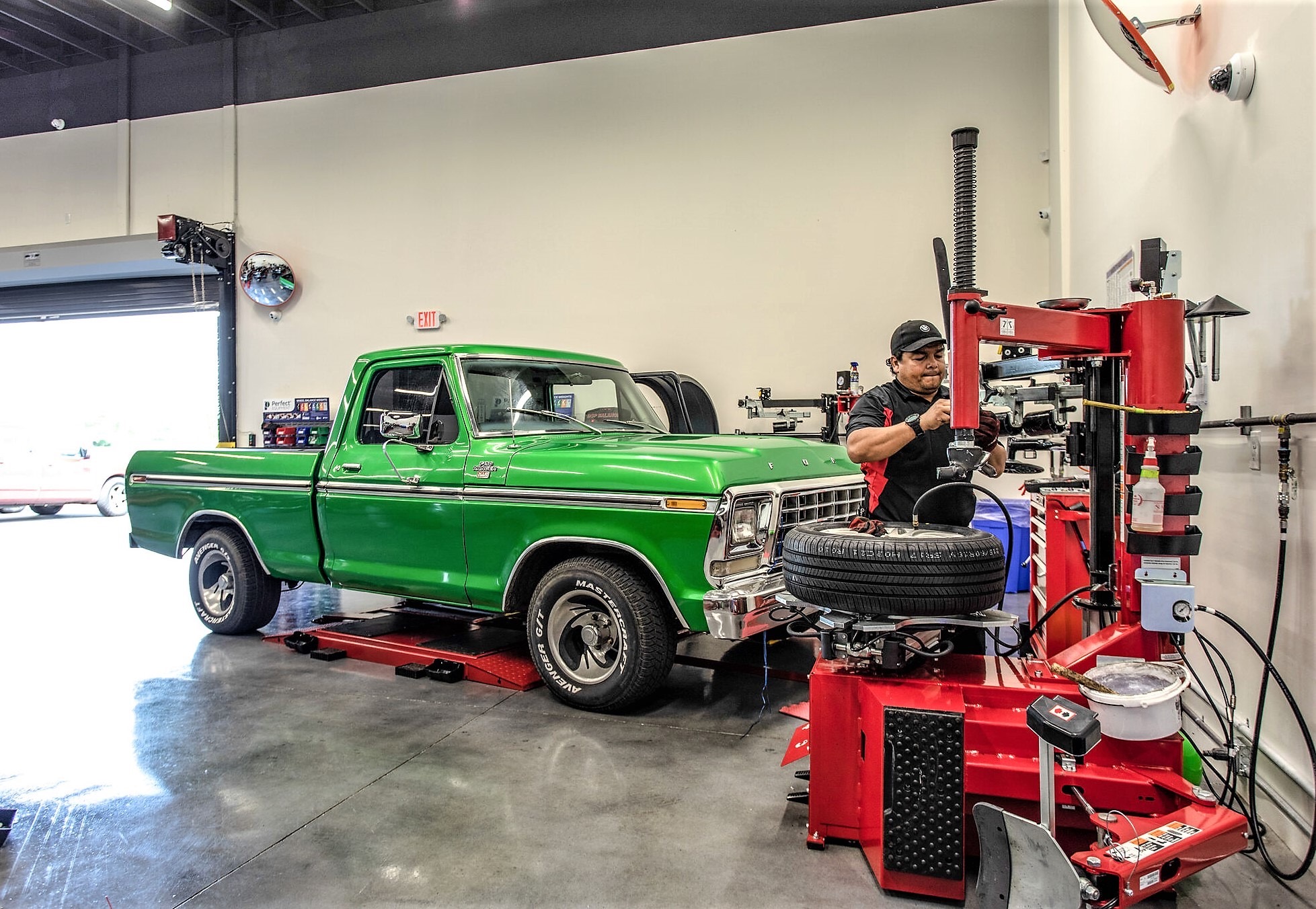 Tire Services in Nashville TN OneStop Solution (615) 4658171