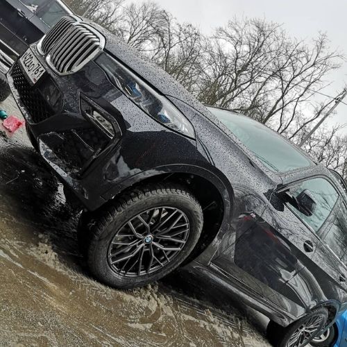 5 Best Tires for Chevy Suburban: Categorized by Use | TireTerrain