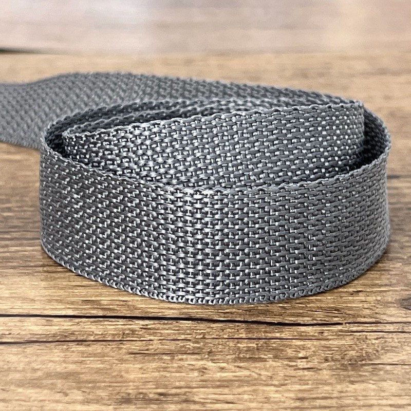 bing for bag handles, craft and straps. Available in 2 widths 25mm