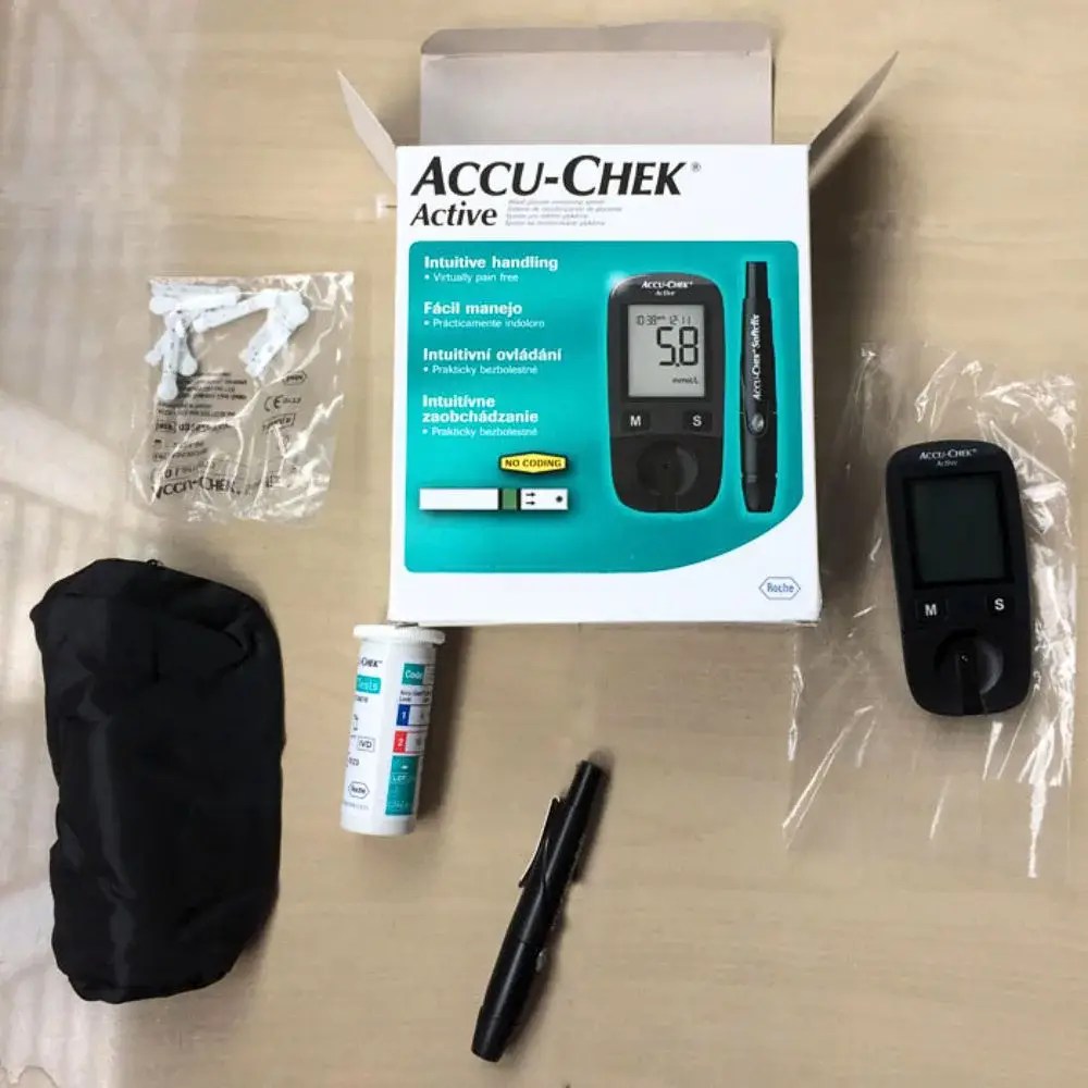 Accu-Chek Active Blood Glucose Meter | TIsta Online Shop