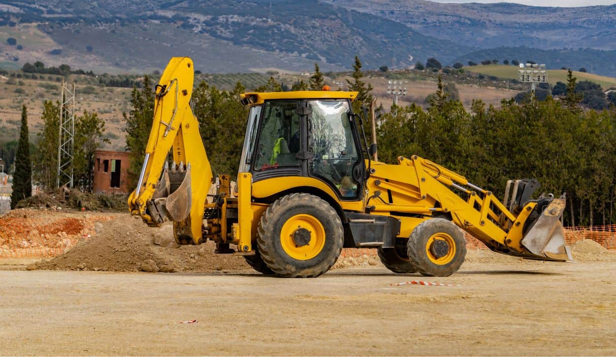Types of Excavators What They Do and How They’re Transported