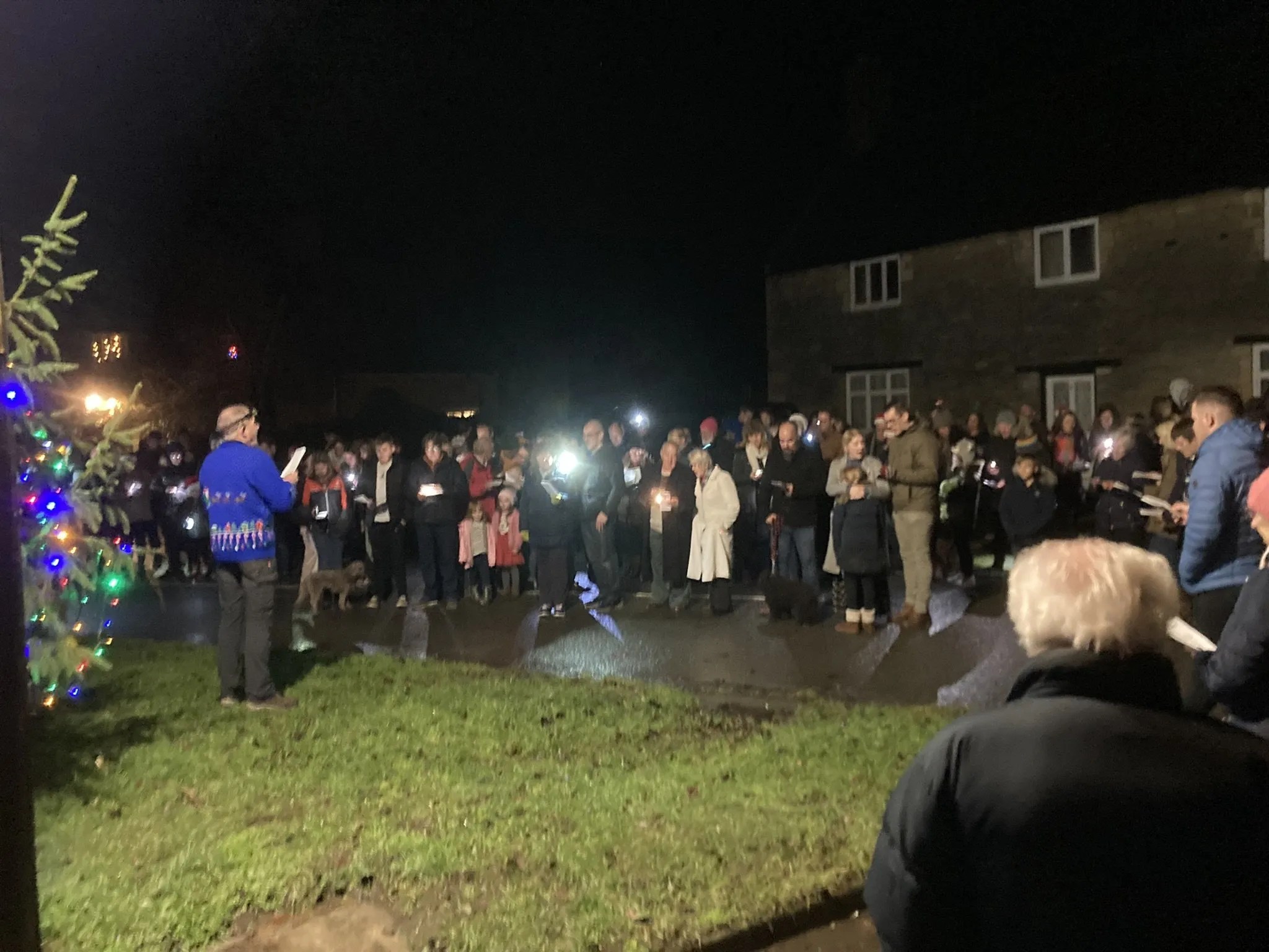 Carols around the tree on Christmas Eve Titchmarsh Village site