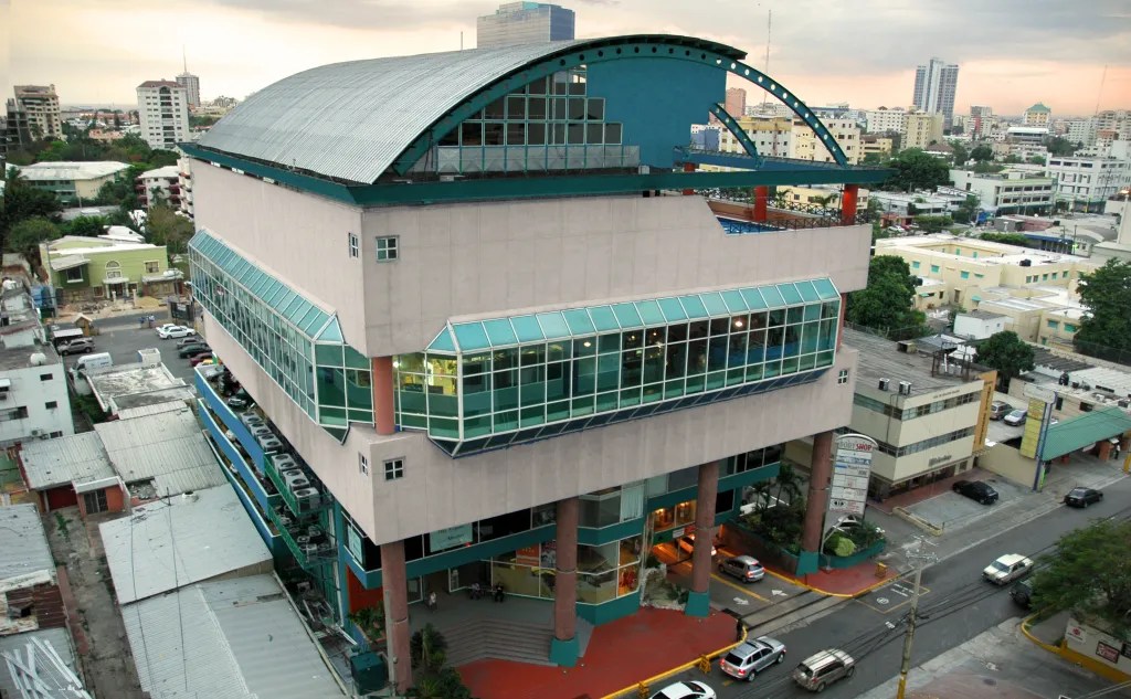 Body Shop Athletic Club Naco Tivadom