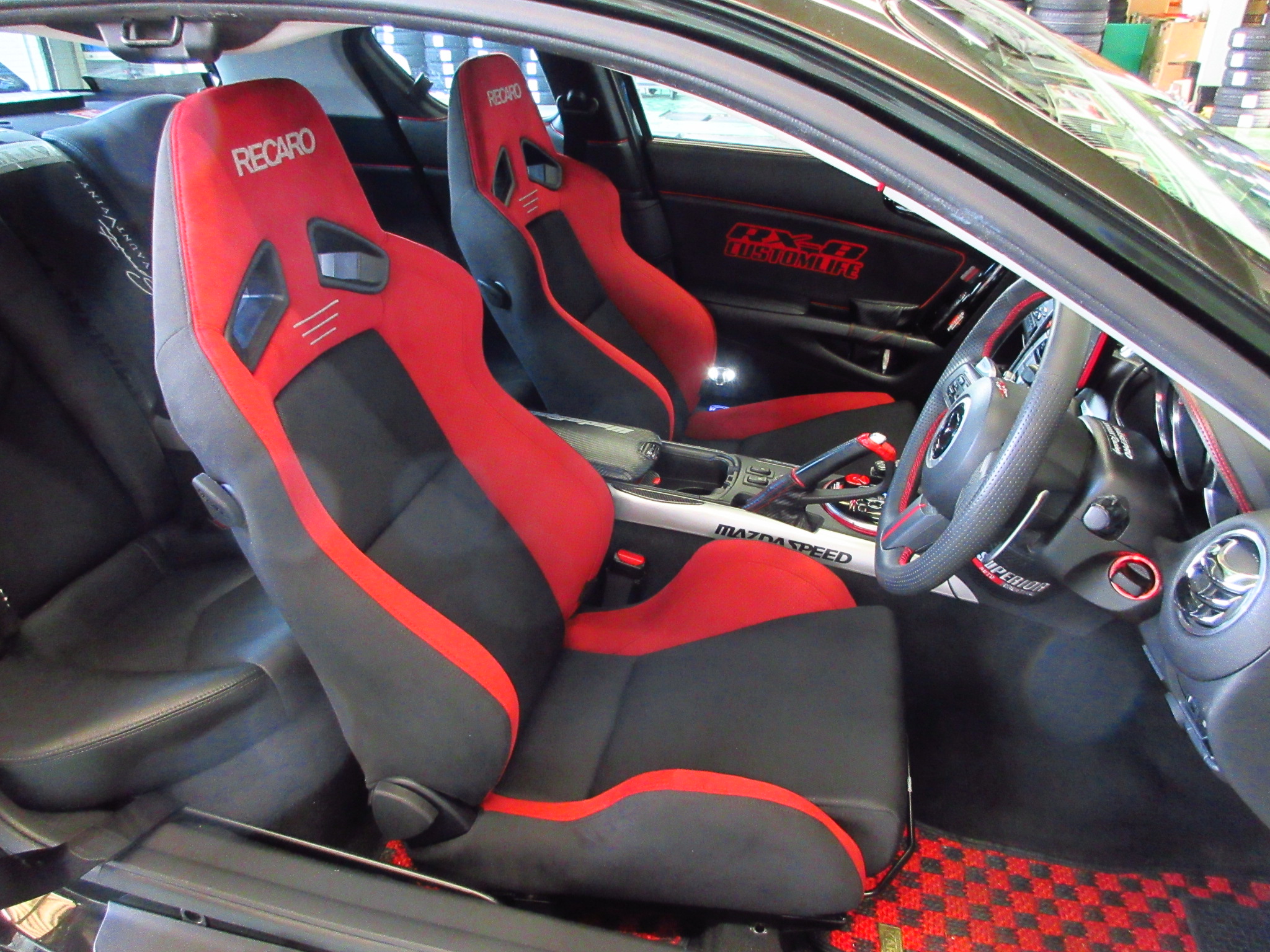 Rx8にｒｅｃａｒｏ ｓｒ７取り付けました 山口でタイヤのことならタイヤ館山口