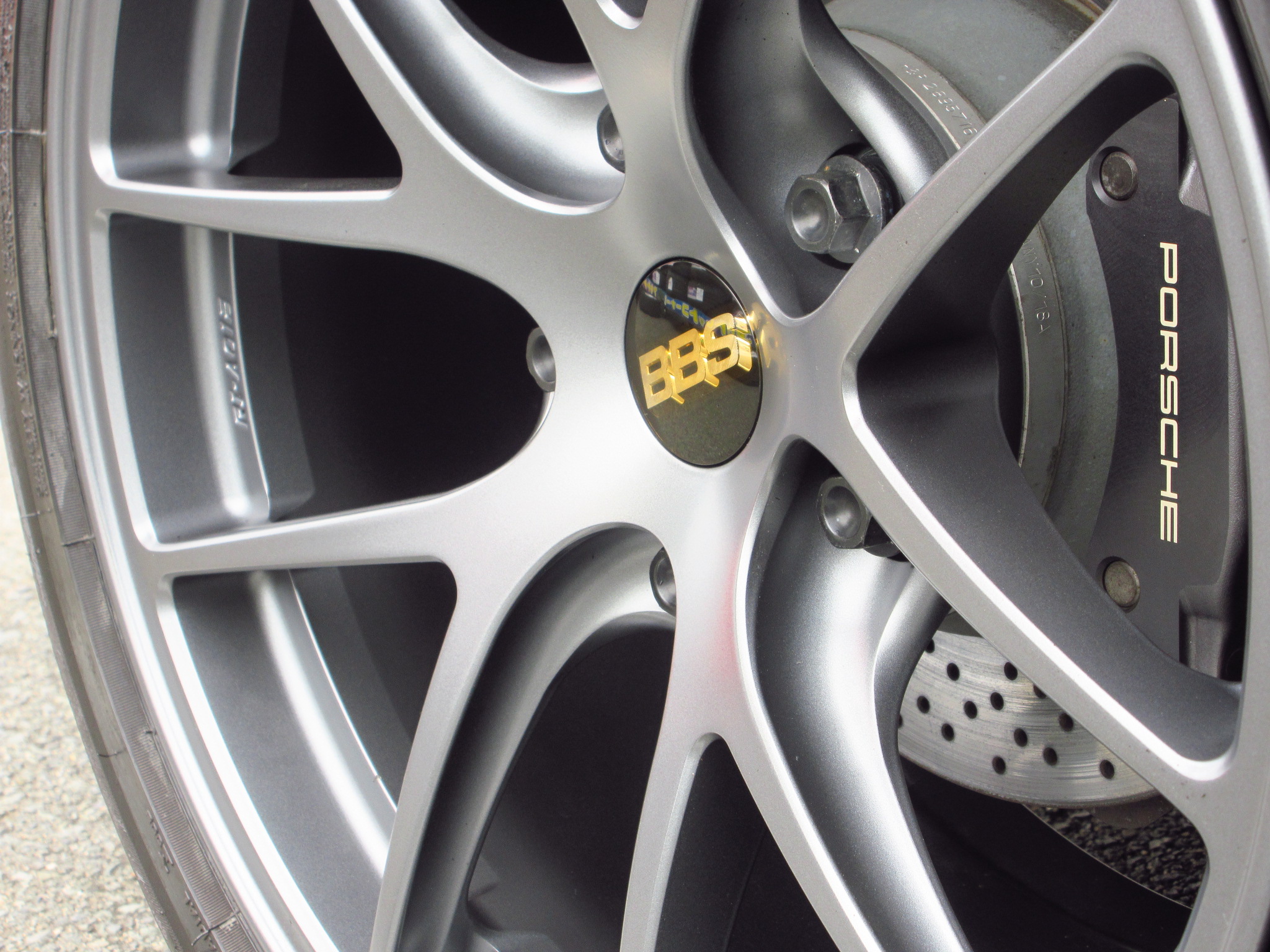 ポルシェ９１１カレラにｂｂｓ ｒｉａ取り付けました 山口でタイヤのことならタイヤ館山口