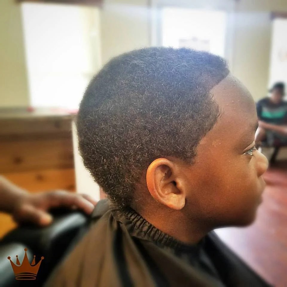 Students The King's Chair Barber Club