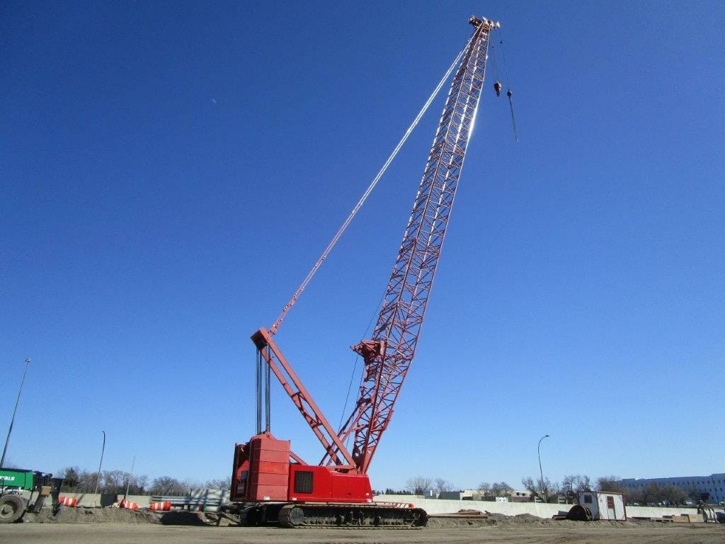 Manitowoc 999 Crawler Crane