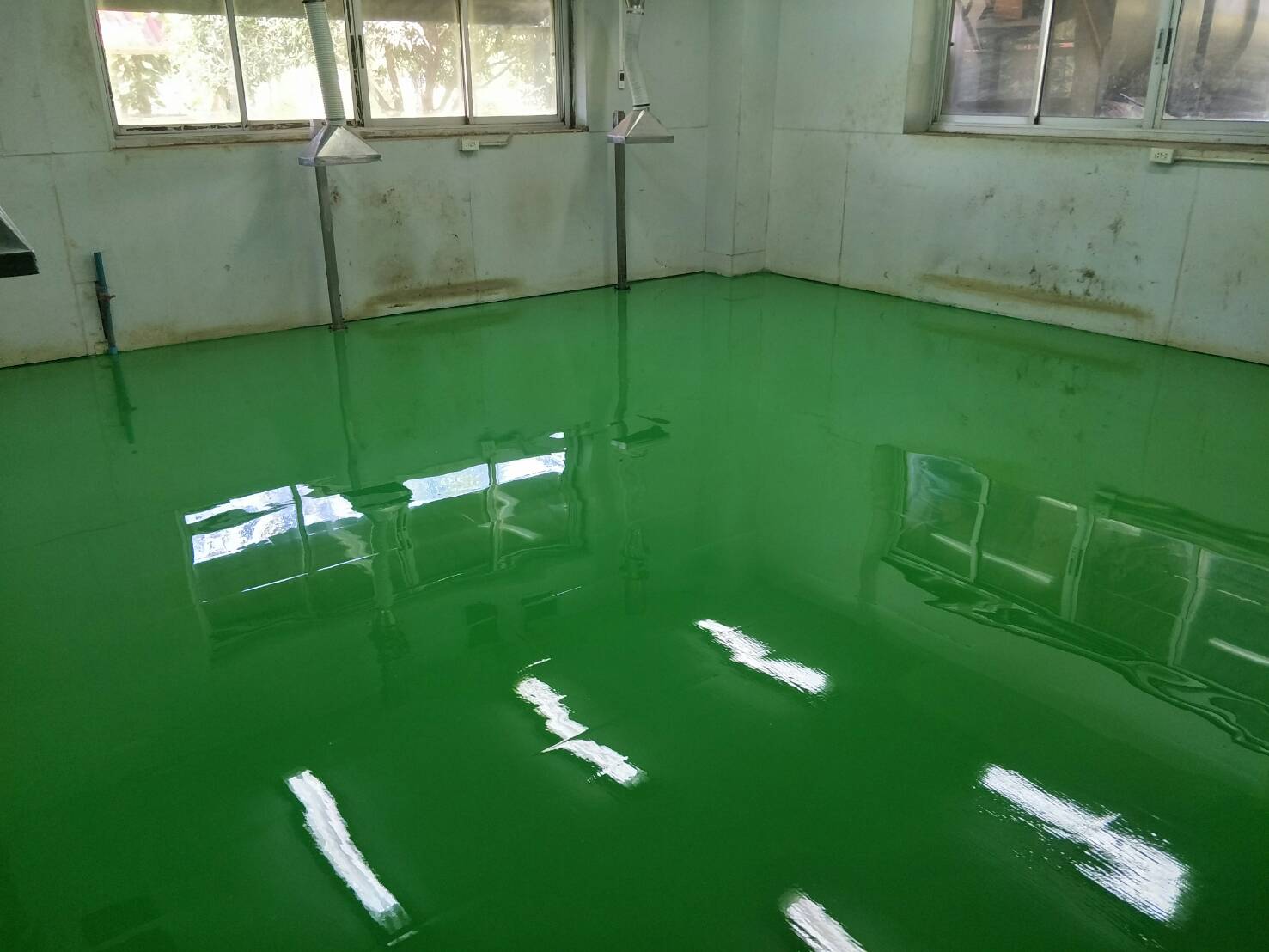 Is it possible to make a parking lot using epoxy coating? TKI COATING