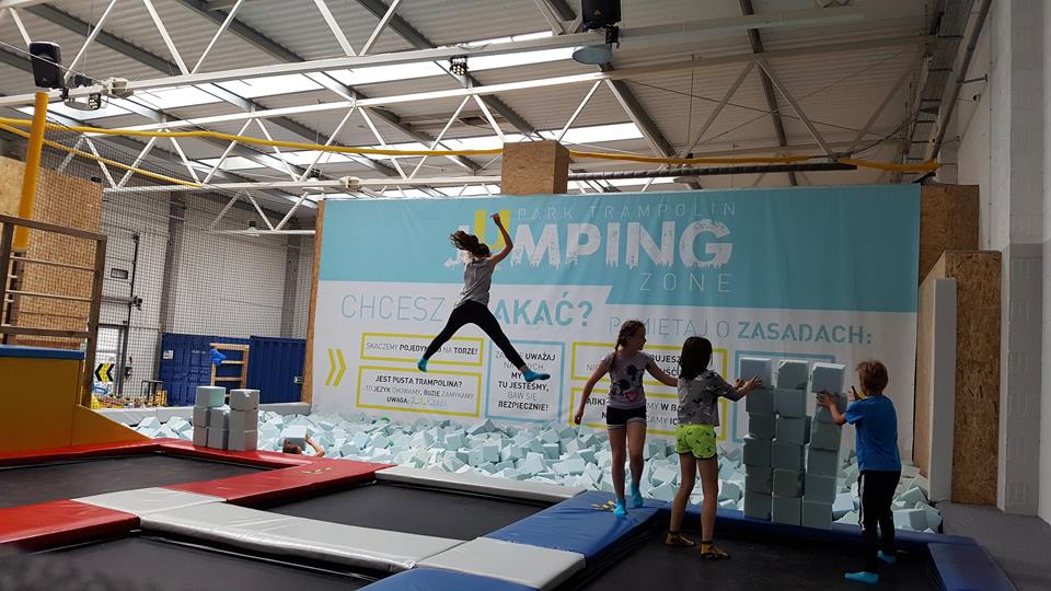 JUMPING ZONE najfajniejszy Park Trampolin w Olsztynie