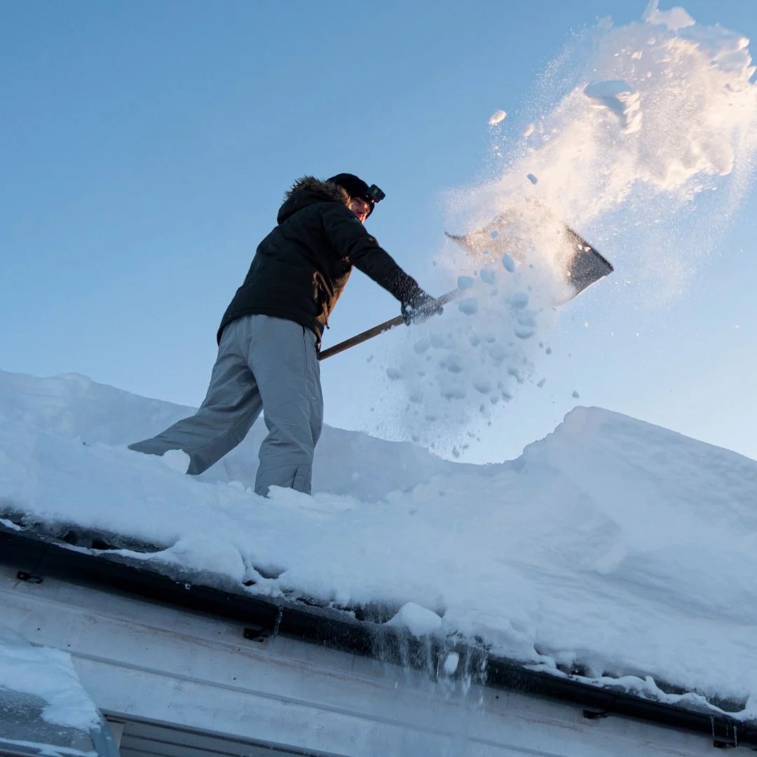 Should I Remove the Snow Off My Roof After a Snowstorm? Let's Find Out