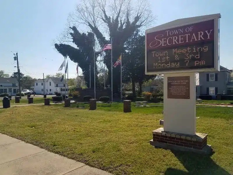 Serving Secretary, MD With The Best Steamed Crabs T.L. Morris Seafood