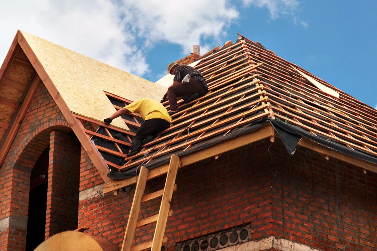 Top Tips for Finding a Good Roofing Contractor TlwaStoria