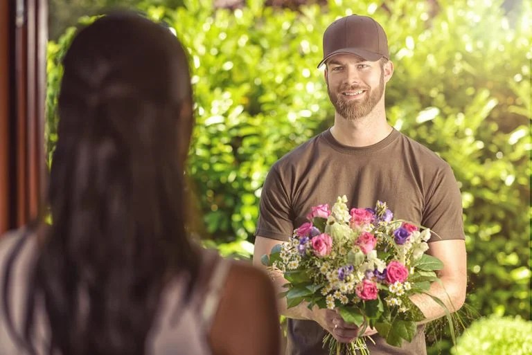 Flower Etiquette 101 When And How To Send Flowers TlwaStoria