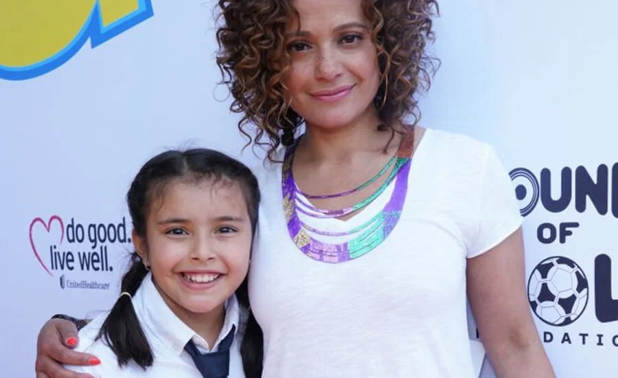 Star Kid Life Of Leila Rey Valencia TlwaStoria