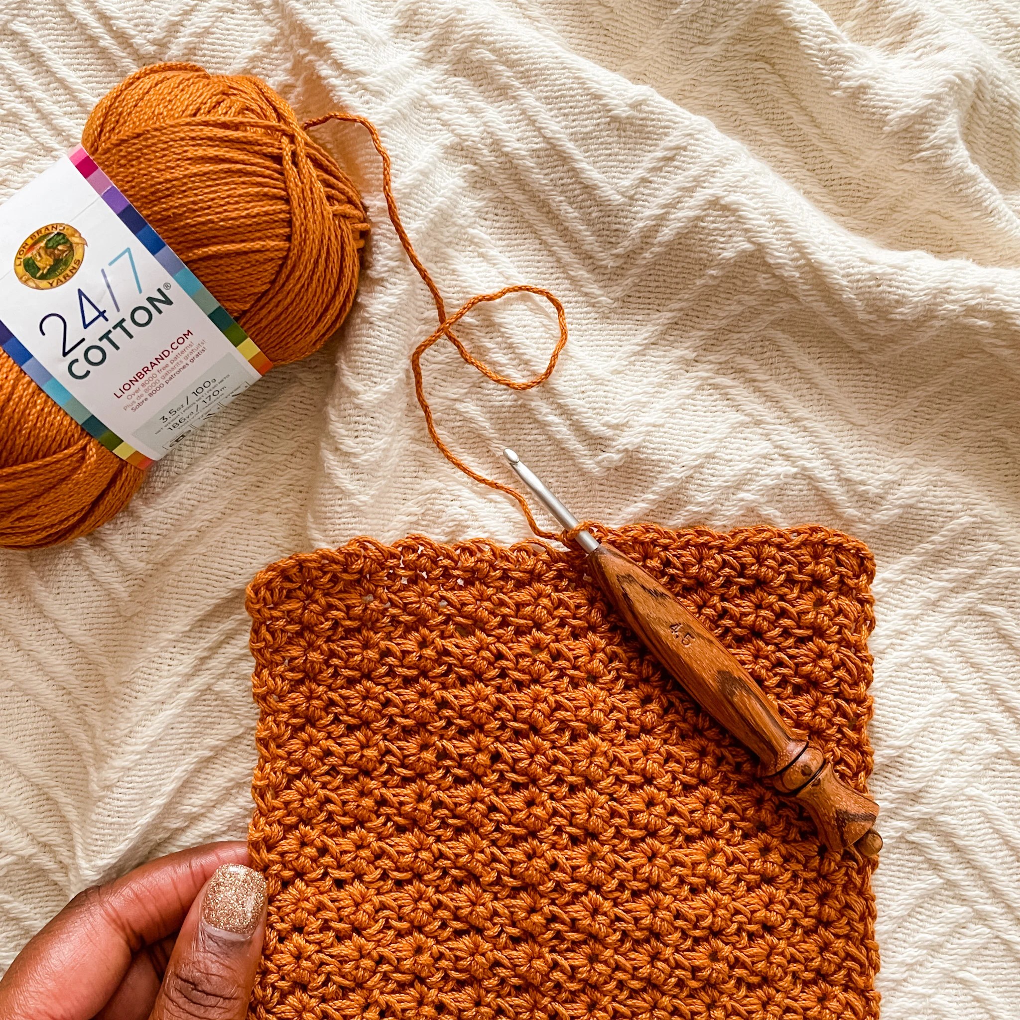 Half Moon Washcloth, a free crochet dishcloth pattern TL Yarn Crafts