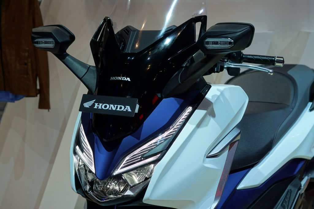 Honda Forza 250 Paling Laris di booth motor terfavorit GIIAS 2018