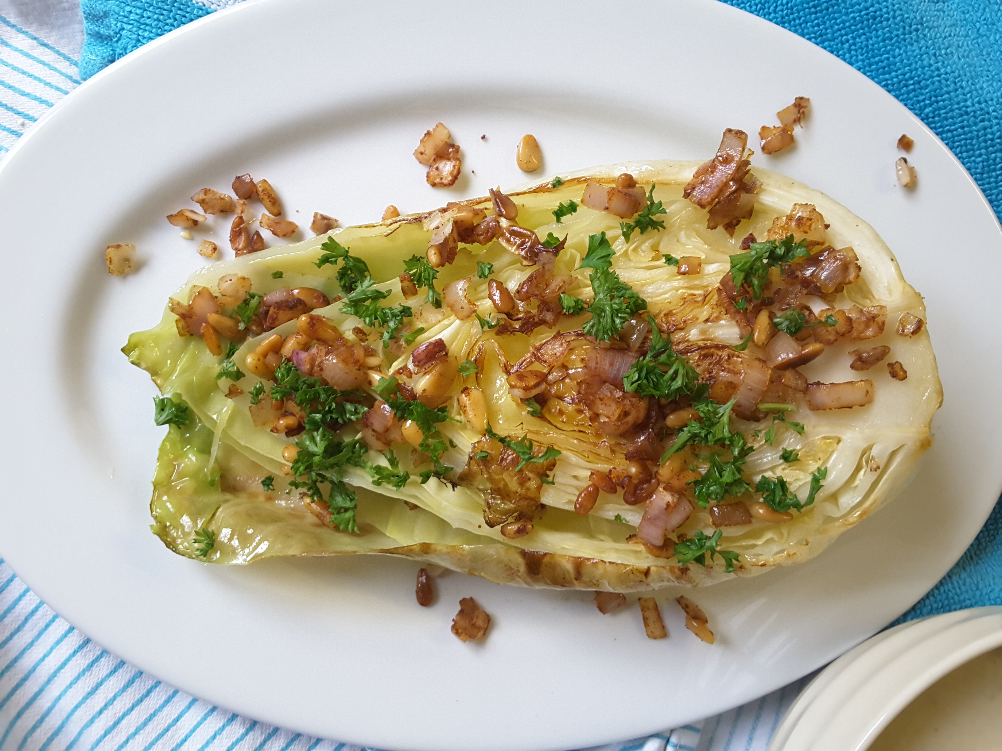 Braised Cabbage with Creamy Garlic Sauce TMI Food