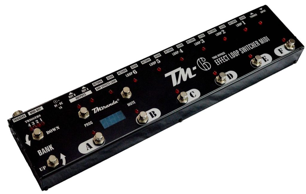 TM6 Effects loop switcher com midi · Amplificadores valvulados