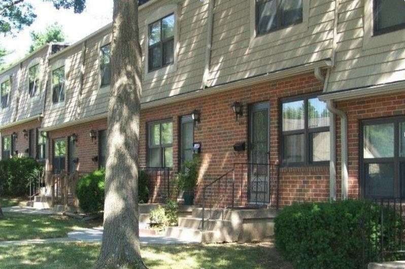 Independence Square Tailor Made Property Service inc, AMO®