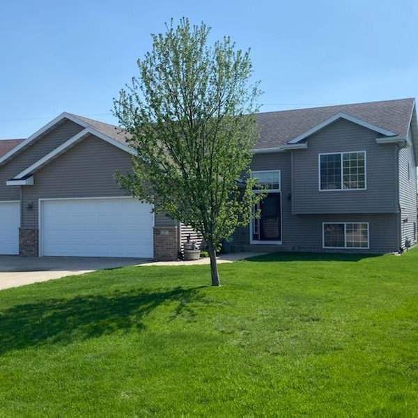 Real Estate Montgomery Realty and Auction Plainview, MN