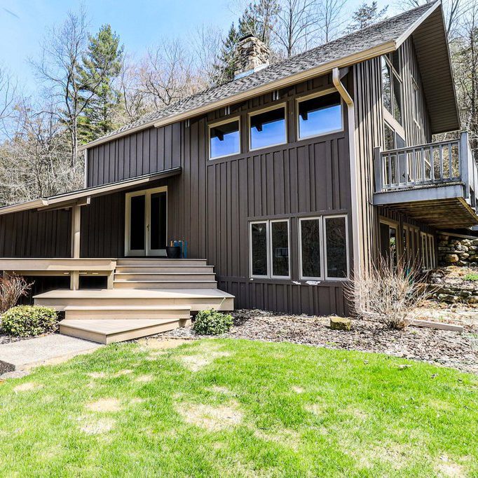 Real Estate Montgomery Realty and Auction Plainview, MN