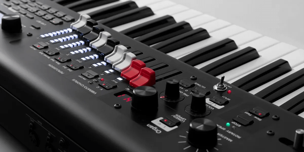 Yamaha YC88 88Key Portable Stage Keyboard TMW