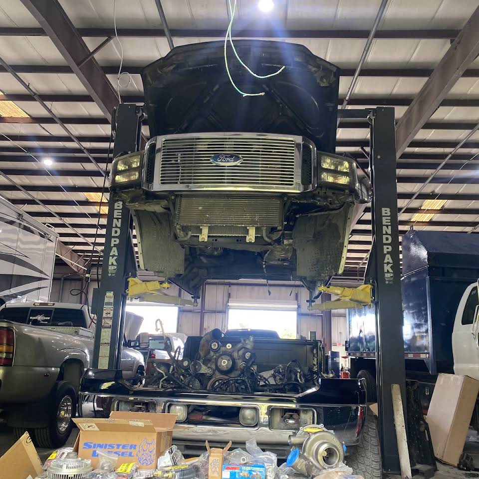 Diesel Repair Shop - TND Truck Service