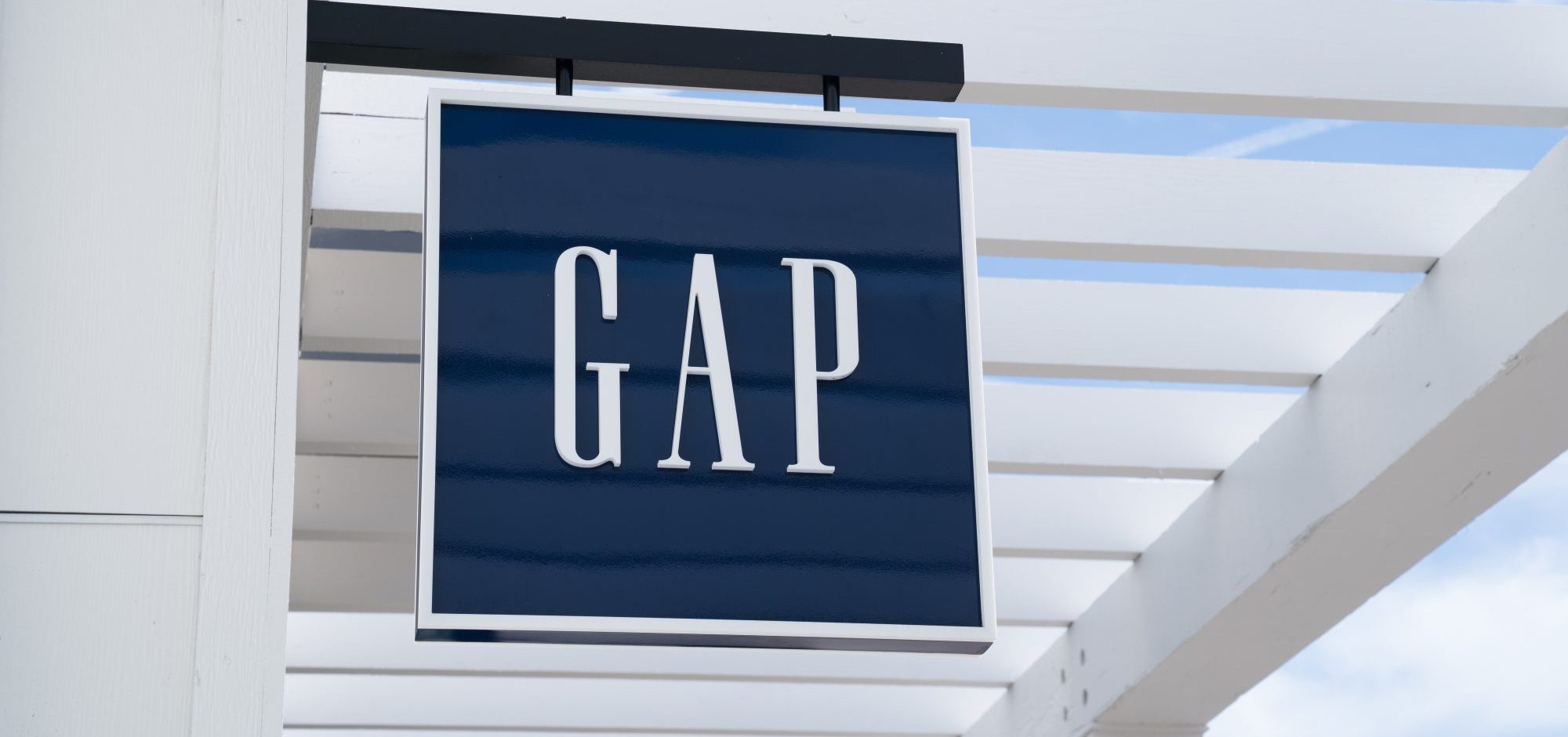 Governor Lee, Commissioner Rolfe Announce Gap Inc. to Expand in