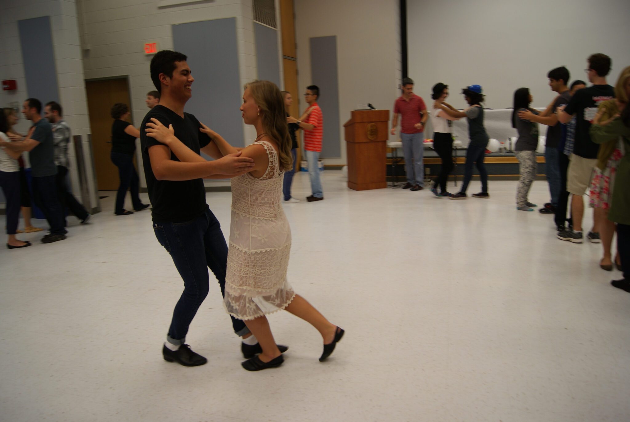 Students, community break out dancing shoes for Vol Tango Tennessee